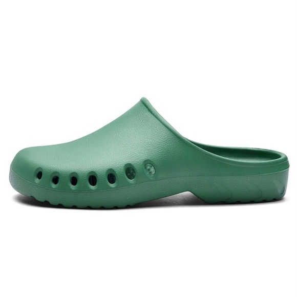New Green Unisex Garden Clog Sandals​ - Picture 4 of 6